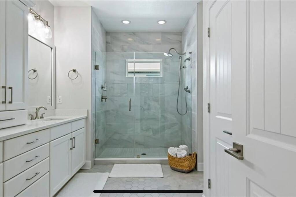Luxurious Modern Townhouse Right Across Beach!! Table Tennis St. Pete Beach Exterior foto